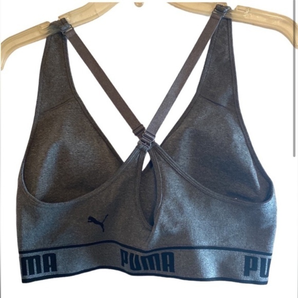 Puma Low Support Seamless Sports Bra SZ M
Removable Cups, Active Stretch - Picture 2 of 2